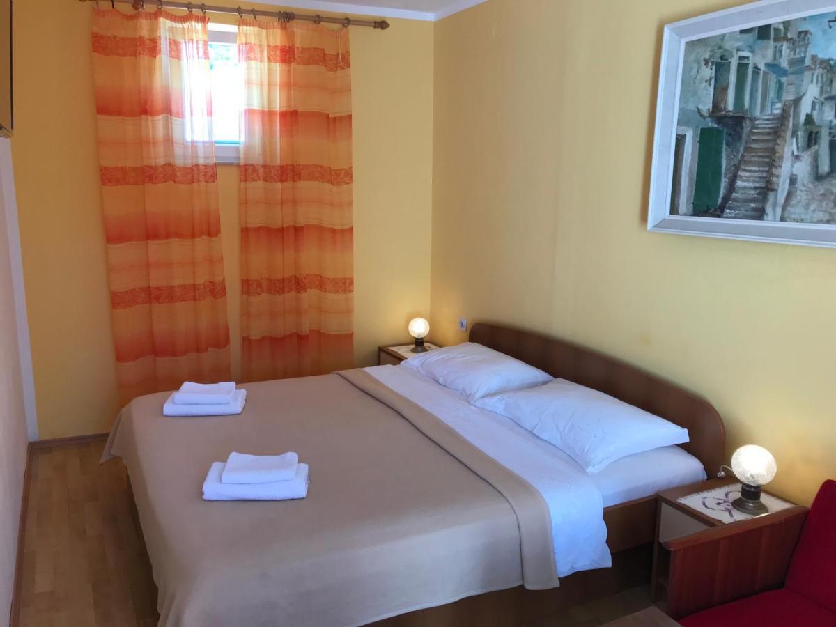 Summer Rooms Baska Extérieur photo